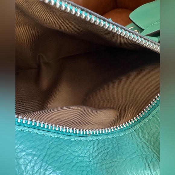 Turquoise leather backpack - Picture 7 of 10